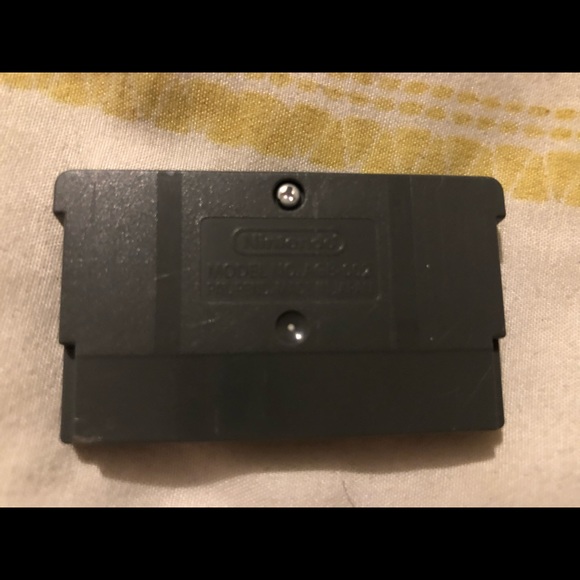 GameBoy advance : Monster truck Madness - Picture 2 of 4